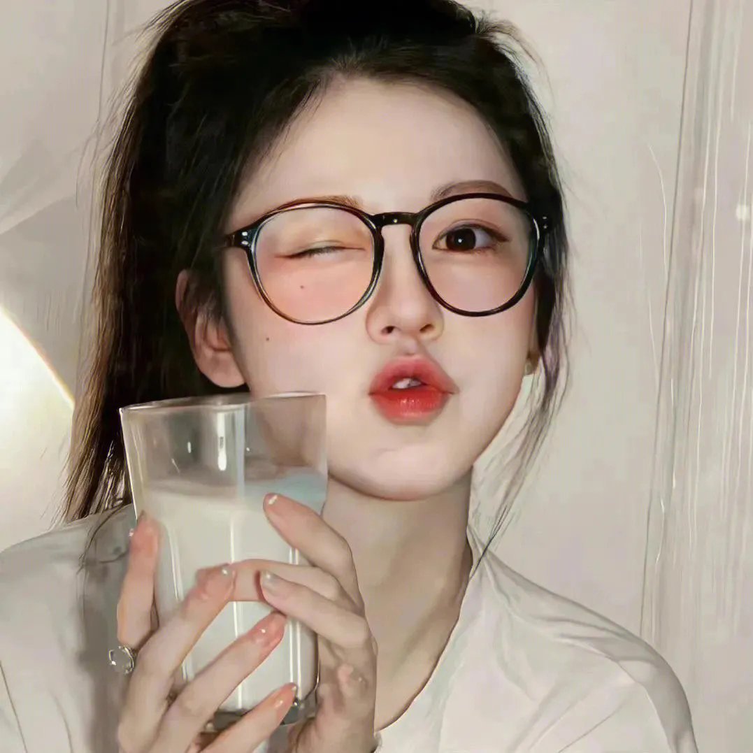 纸月亮